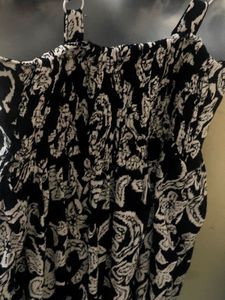 Stylish Black &amp; White Floral Dress
