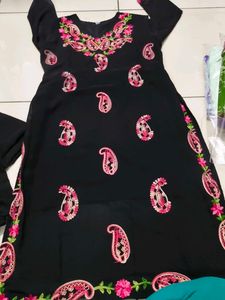 Black Kurta Set with Pink Embroidery