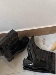 Chic Black Patent Knee-High Boots