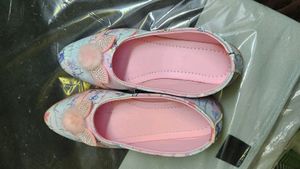 Girl Kids Footwear