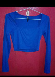 🔻 LOWEST price - Blue Square Neck Crop top