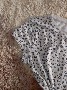 Gray Leopard Print T-Shirt