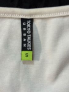 y2k White Wrap V-Neck Crop Top | Size S