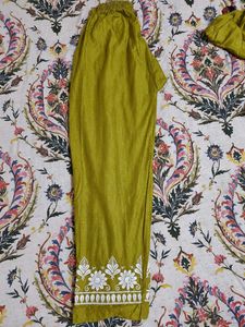 Lucknow Chikankari  Green Embroidered Kurta Set
