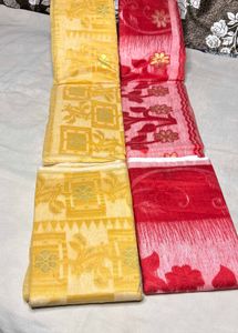 Dhakai jamdani Semi Hard Saree
