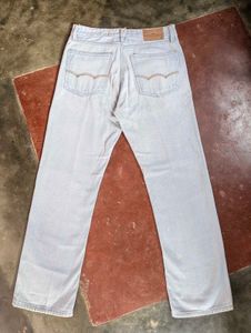 AE Light Wash Denim Jeans