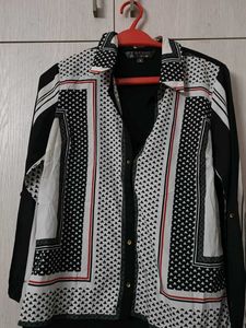 Stylish Black & White Print Button-Up Shirt