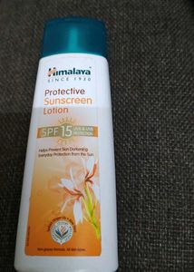 Himalaya Protective Sunscreen Lotion SPF 15