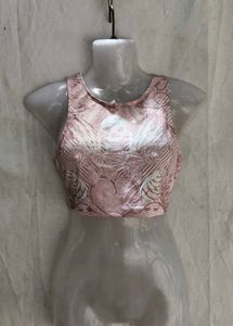 24286. Cute Pink Skull Graphic Crop Top