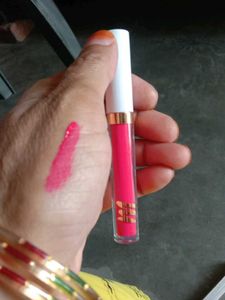 Only 2 Tymes Used MyGlamm LITLiquid Matte Lipstick