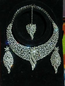 AD Stone Jewellery Set
