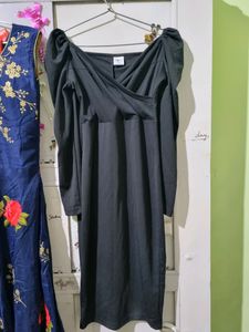 Beautiful Black Fitted Bodycon Dress