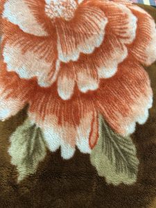 Cozy Floral Print Blanket