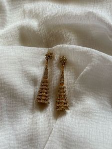 Antique Looking Elegant Gold Dangle Earrings