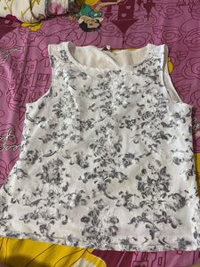 Elegant Floral Sleeveless Top