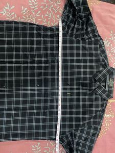 Men's Classic Plaid Button-Up Shirt