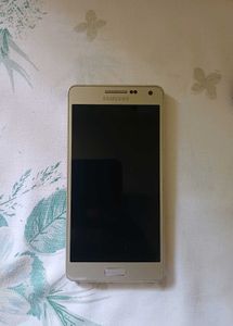 Samsung A5 Smartphone