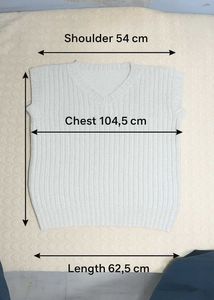 Vintage Woolen Knit Vest (Off White)