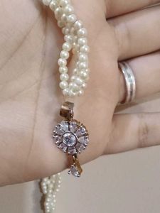 Elegant Pearl Necklace Set