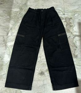 Black Cargo Wide-Leg Pants