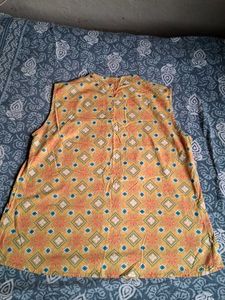 Vibrant Printed Sleeveless Kurta top