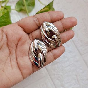 Buy any 1 at only 350 rs