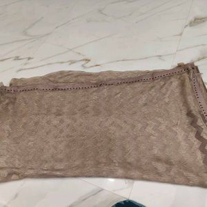 Elegant Saree with Golden Zigzag Pattern