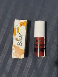 Blur Lip Tint Shade: Caramel (fixed price)