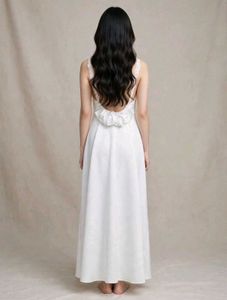 free delivery 🚚 Elegant White Lace Gown 🕊️❄️