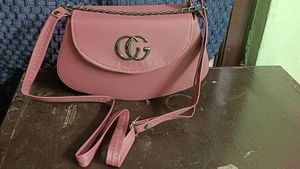 Chic Pink Crossbody Bag with Chain Strap