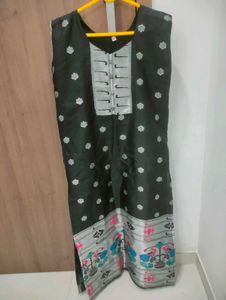 Elegant Black &amp; Silver Kurta Set