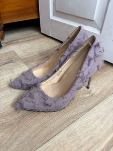Stylish Purple Fringe Heels