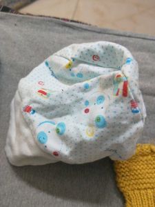 Used New born baby clothes