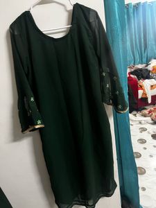 Elegant Green Embroidered Kurta Set