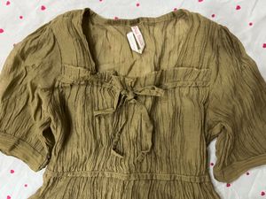 brown  Crinkled Tie-Neck Top