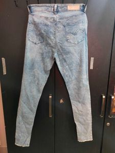 Washed Ripped Jeans
