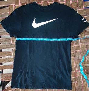 Nike Men's T-Shirt - navy blue