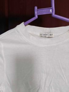 Cut-out Crop Top