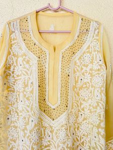 Elegant Chikankari Kurta