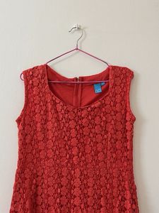 Red Lace Sleeveless Dress