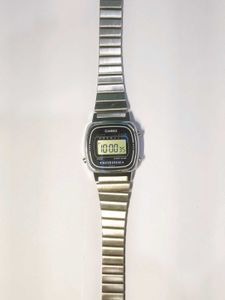 Casio Women Vintage LA670WGA-1DF watch