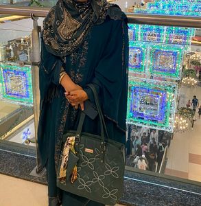abaya burqa