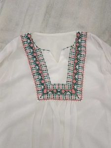 White Embroidered Kurta