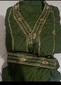 Elegant Green Kurta Set with Embellishments