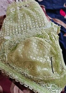 Lace Bra and Panty Set