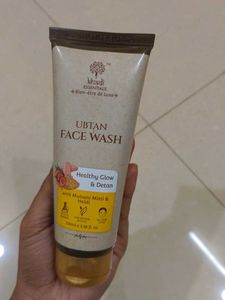 New Khadi Essentials Ubtan Face Wash