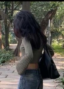 Ribbed Long Sleeve Cropped Top