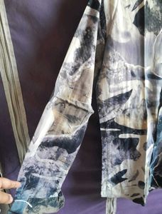 Men's Abstract Print Button-Up Shirt
