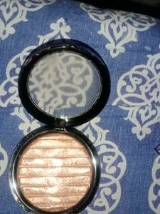 Shimmer Eyeshadow Palette &amp; Highlighter