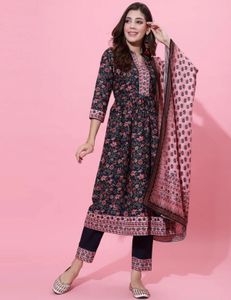 Beautiful navy blue & pink Floral Kurta Set